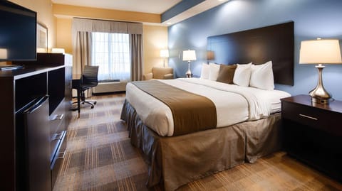 Best Western Plus Fort Worth Forest Hill Inn & Suites Hotel in Fort Worth