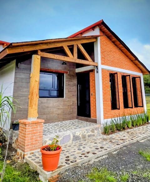 Cabañas el Corral del Rayo Huasca Country House in Hidalgo, Mexico