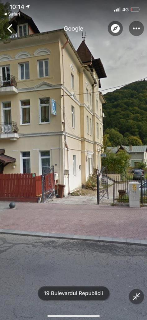 Property building, Neighbourhood, Street view, Location