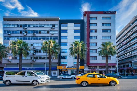 Kozan City Hotel Hôtel in Izmir