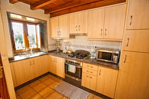 Kitchen or kitchenette, dishwasher, minibar, pet friendly, stove