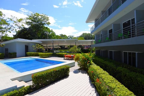 Property building, Day, Garden, Garden view, Pool view, Swimming pool