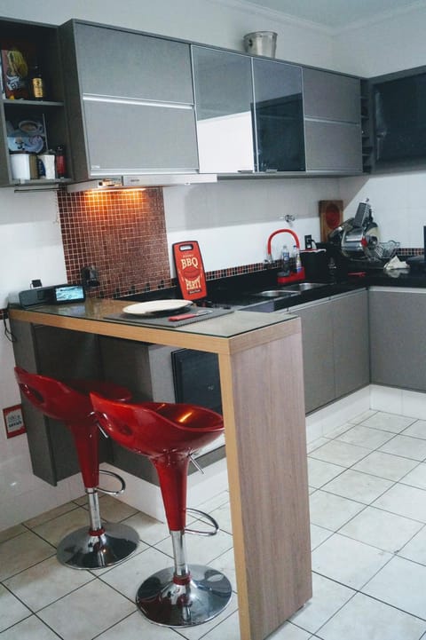 Kitchen or kitchenette, Communal kitchen