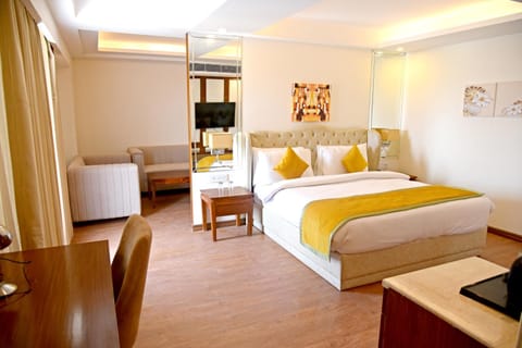 Cygnett Inn Paras Hotel in Dehradun