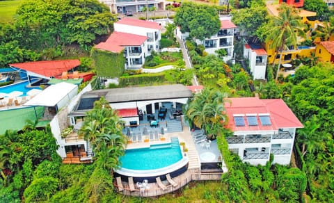 Property building, Garden, Pool view, Swimming pool