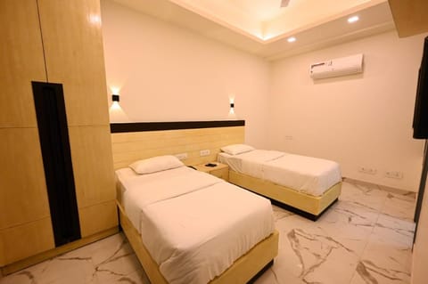 Hotel Prago by Green Deer Varanasi Hotel in Varanasi