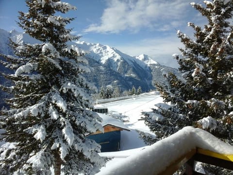 Day, Natural landscape, Winter, Mountain view