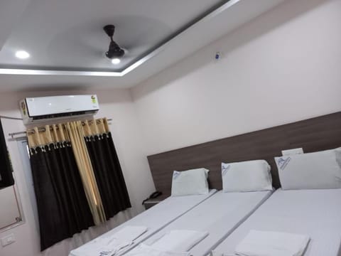 NB VENKATESWARA GRAND Inn Hotel in Tirupati