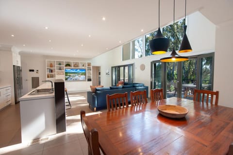 The Gums - Echuca Holiday Homes House in Echuca