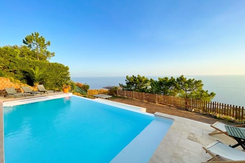 Day, Natural landscape, Sea view, Swimming pool, Swimming pool