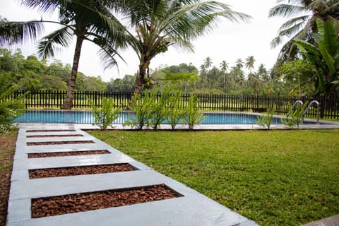 Sri villa Rest Condo in Hikkaduwa