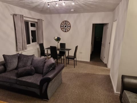 Modern and cosy walking distance to Castle & Town Maison in Abergele
