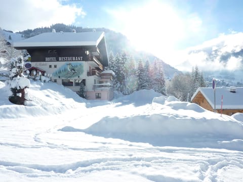 Property building, Winter