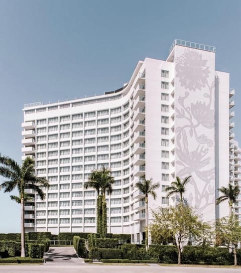 Mondrian South Beach Hotel in South Beach Miami