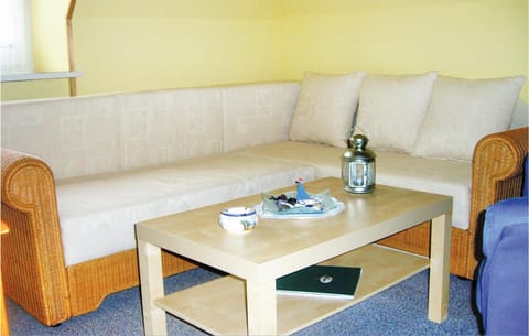 Beautiful Apartment In Hohwacht With Kitchen Condo in Hohwacht