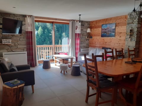 Appartement chaleureux avec wifi de 10 personnes à Val-Cenis Apartment in Piedmont