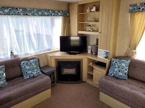 341 Family Caravan at Marine Holiday Park, sleeps 6 Campground/ 
RV Resort in Rhyl