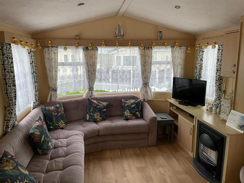 54 Family Caravan at Marine Holiday Park, sleeps 4 Campground/ 
RV Resort in Rhyl