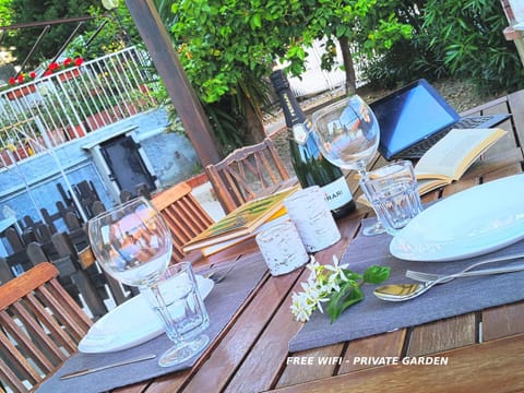 Patio, Garden