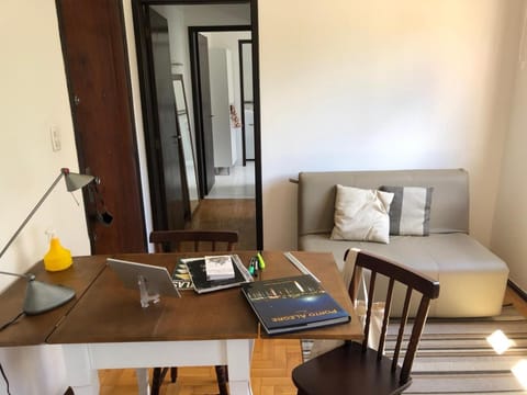 POA Auxiliadora melhor opção Apartment in Porto Alegre