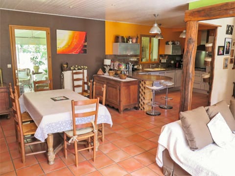 Holiday Home Taste Rebire by Interhome House in Vendays-Montalivet