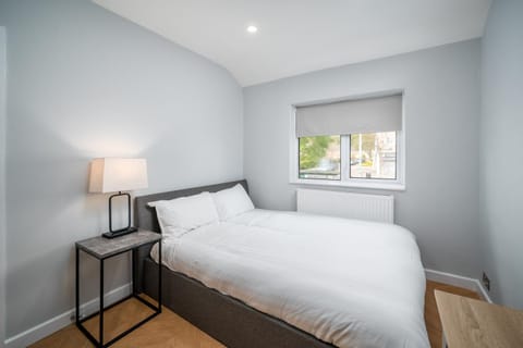 Skyline Serviced Apartments - Flat B Rockingham Way Apartamento in Stevenage