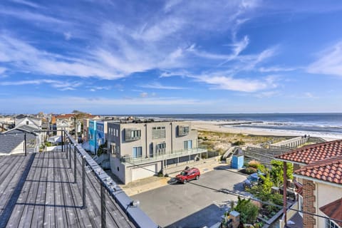 Luxury Long Beach Villa with Ocean Views! House in Long Beach