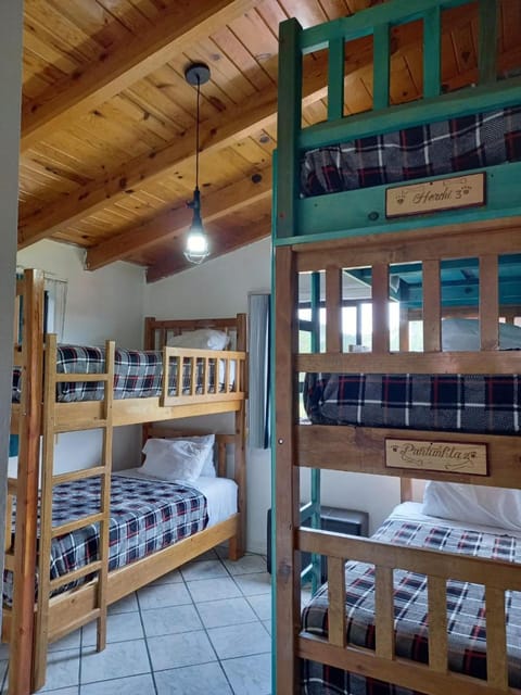 Bed, Bedroom, bunk bed