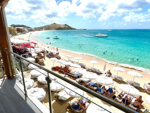 PARADISE VIEW 1 bed-room water front studio at Grand Case Apartment in Saint Martin