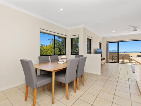 Day, View (from property/room), Balcony/Terrace, Dining area