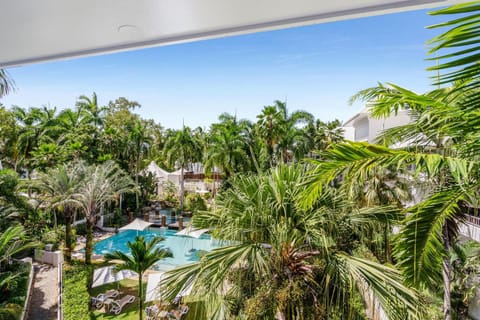 Belle Escapes Poolview Suite 78 Alamanda Resort Palm Cove Apartment in Palm Cove