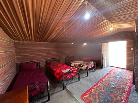 Art Camp Wadi Rum Campingplatz /
Wohnmobil-Resort in South District