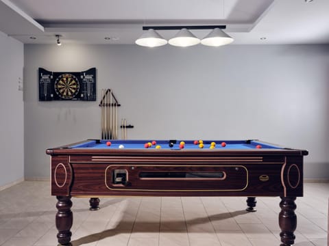 Billiard