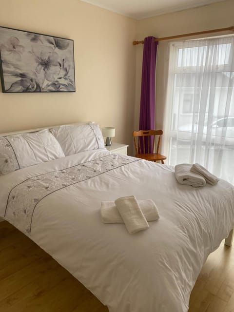 Cozy seaside home,3 minute walk to village/beach Maison in Lahinch