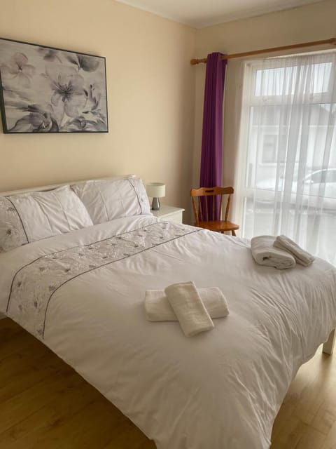 Cozy seaside home,3 minute walk to village/beach Haus in Lahinch