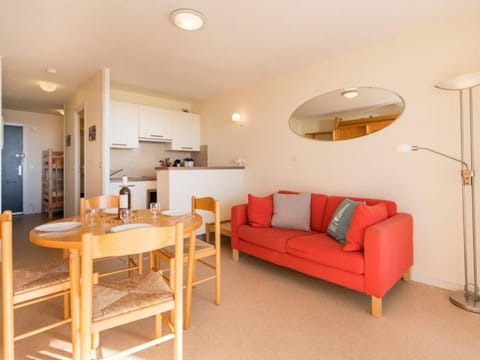 Carnac - Studio 28m² - 4 Pers. avec Loggia - FR-1-477-81 Apartment in Carnac