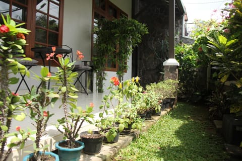 Bed and Breakfast Tomang Bed and Breakfast in Jakarta