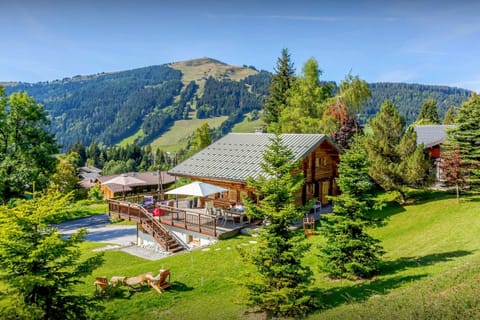 Property building, Spring, Day, Natural landscape, Garden, Garden view, Mountain view