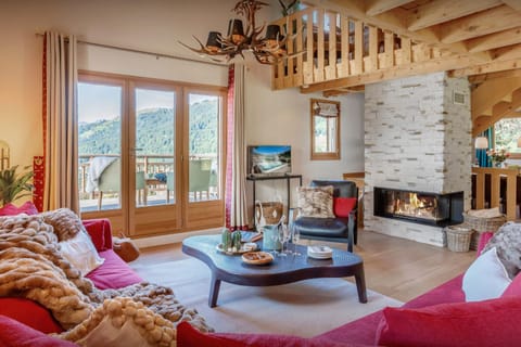 Living room, Seating area, Mountain view, flat iron