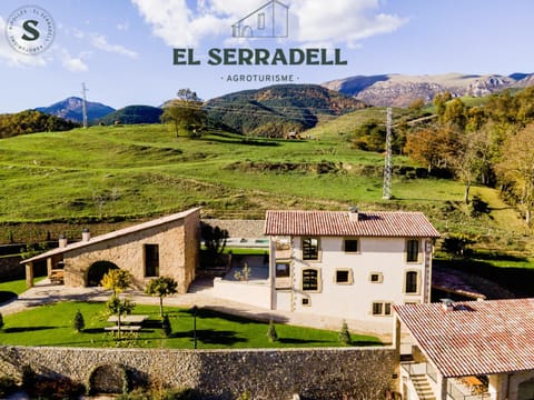 EL SERRADELL AGROTURISME Chalet in Sant Joan de les Abadesses