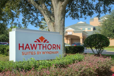 Hawthorn Suites by Wyndham Lake Buena Vista, a staySky Hotel & Resort Hotel in Orlando