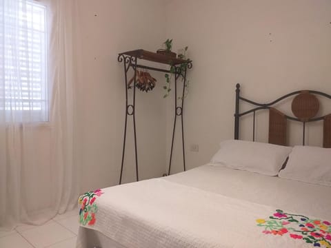 Dpto Económico con Garage! Ideal para viajeros ! Apartamento in Santiago del Estero