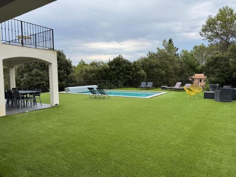 Patio, Spring, Day, Garden, Garden view, Pool view, Swimming pool, sunbed