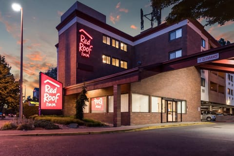 Red Roof Inn Seattle Airport - SEATAC Motel in SeaTac