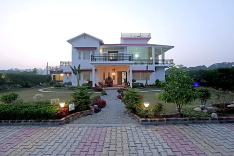 Property building, Garden view