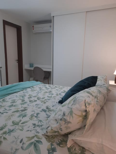 Loft tropical na praia de Vilas do Atlântico Apartamento in Lauro de Freitas