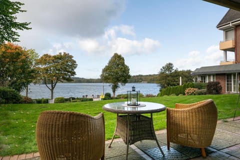 Haus Dieksee Holm Seaside Apartment in Eutin