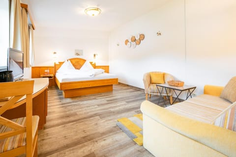 Landhotel Hubengut Bed and Breakfast Hotel in Salzburgerland