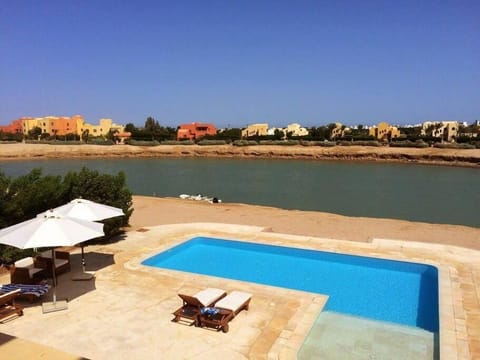 Gorgeous Villa in Gouna with Heated Private Pool Chalet in Hurghada