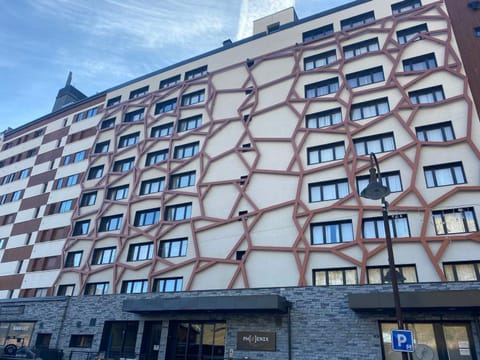 Appartement moderne 7 pers. avec babyfoot, buanderie et vue sur le lac - FR-1-641-2 Apartment in Tignes